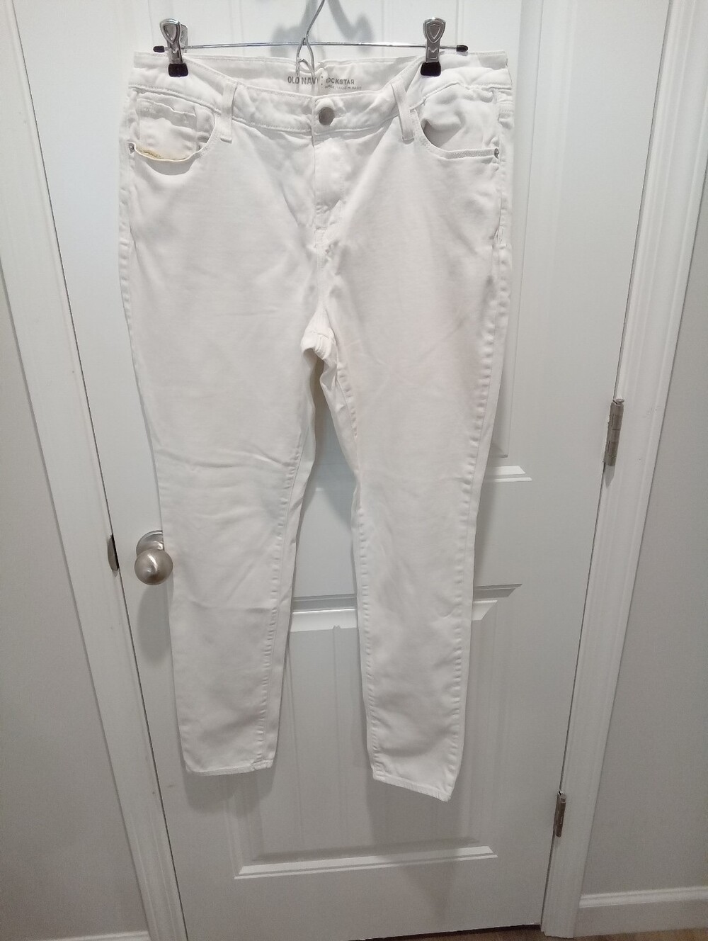 Old Navy Plus Size 14 Long White Rockstar Mid-Rise Fit Denim Jeans
